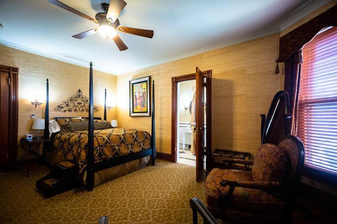 Historic Webster House Bed And Breakfast Inn Bay City Buitenkant foto