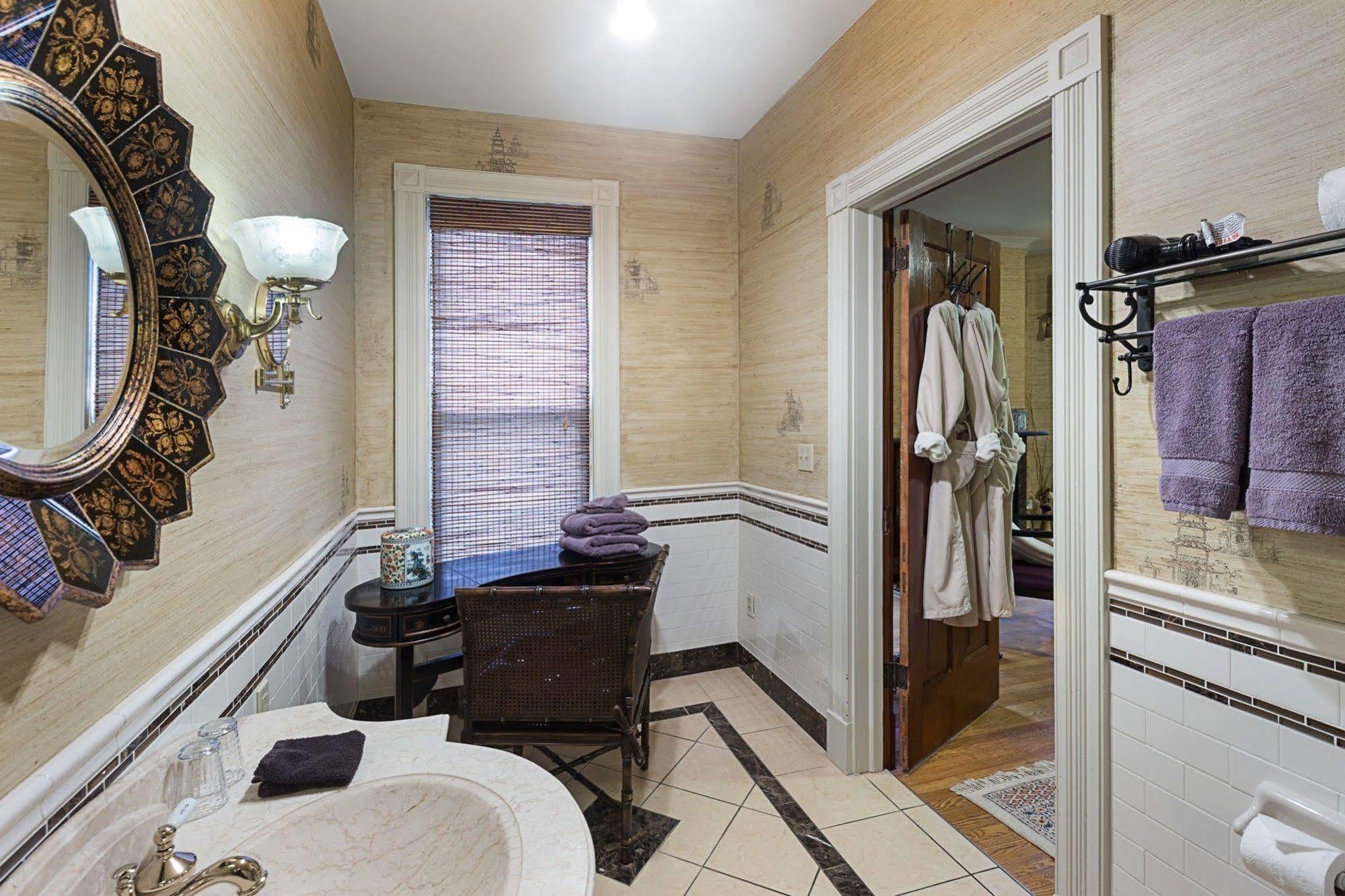 Historic Webster House Bed And Breakfast Inn Bay City Buitenkant foto