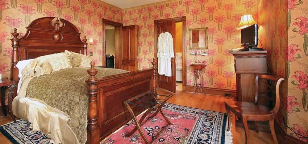 Historic Webster House Bed And Breakfast Inn Bay City Buitenkant foto